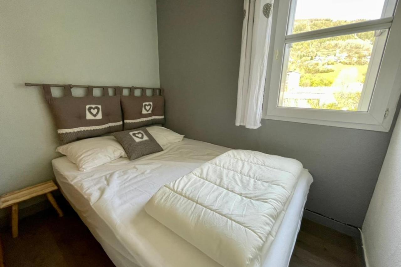 Bright 50 M With Balcony And View On The Valley Briançon Esterno foto
